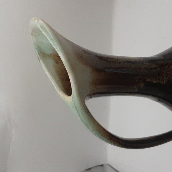 Vintage USA Pottery Brown & Green Drip Glaze Pitcher Vase 8.5" - Picture 5 of 8